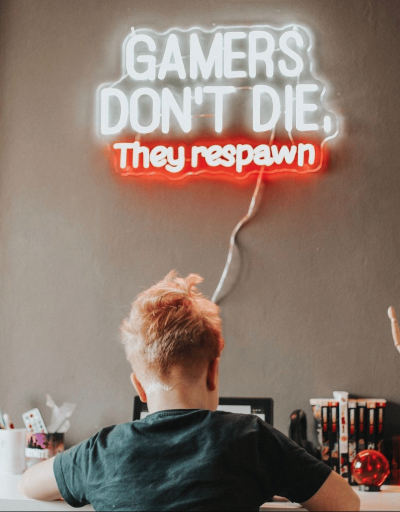 Gamers don't die, they respawn led gamer neonskilt