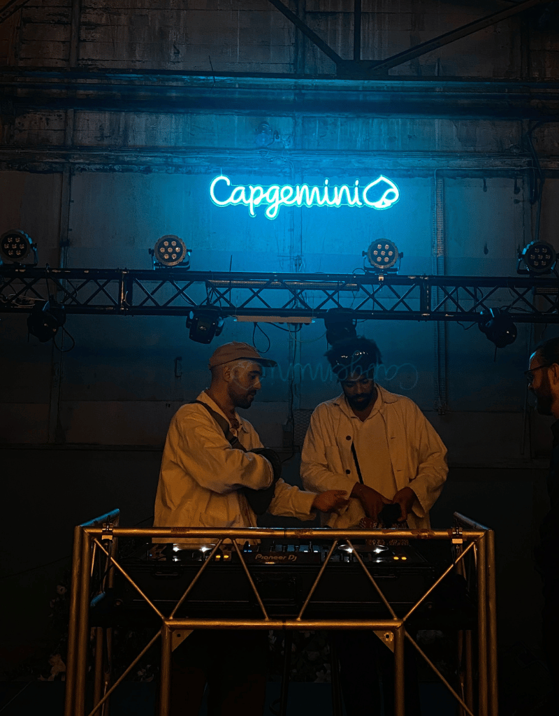 Custom neonskilt til event for Capgemini